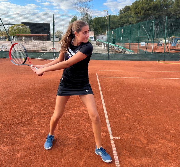 https://istrestennis.fr/wp-content/uploads/2022/01/22_Ines_bekrar_istres_tennis.jpg