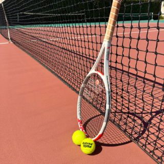 2 https://istrestennis.fr/wp-content/uploads/2025/10/2-1-320x320.png